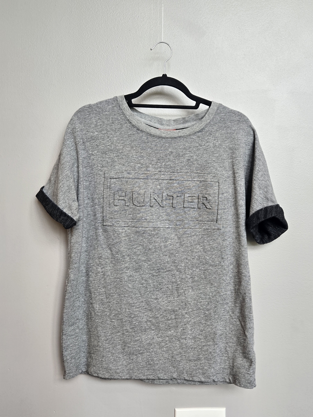 Hunter for Target Grey Heather Embossed Logo T-Shirt Size Small
